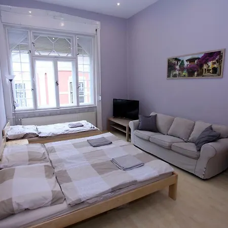 Jasmine Apartman 아파트 *